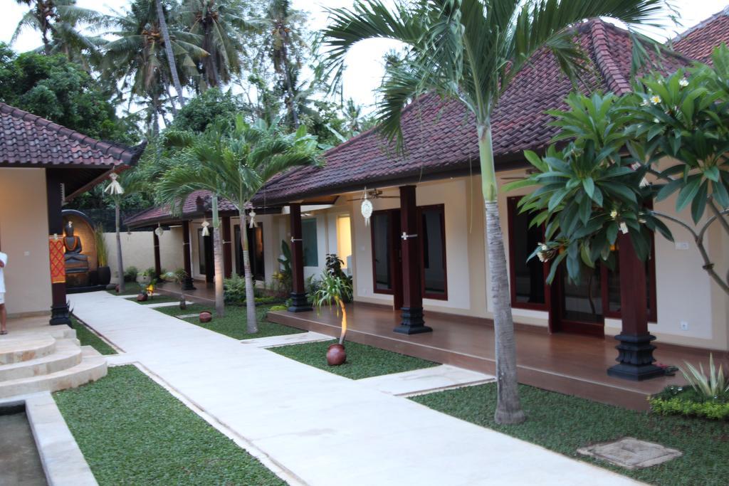 Hotel Melamun Lovina Exterior foto