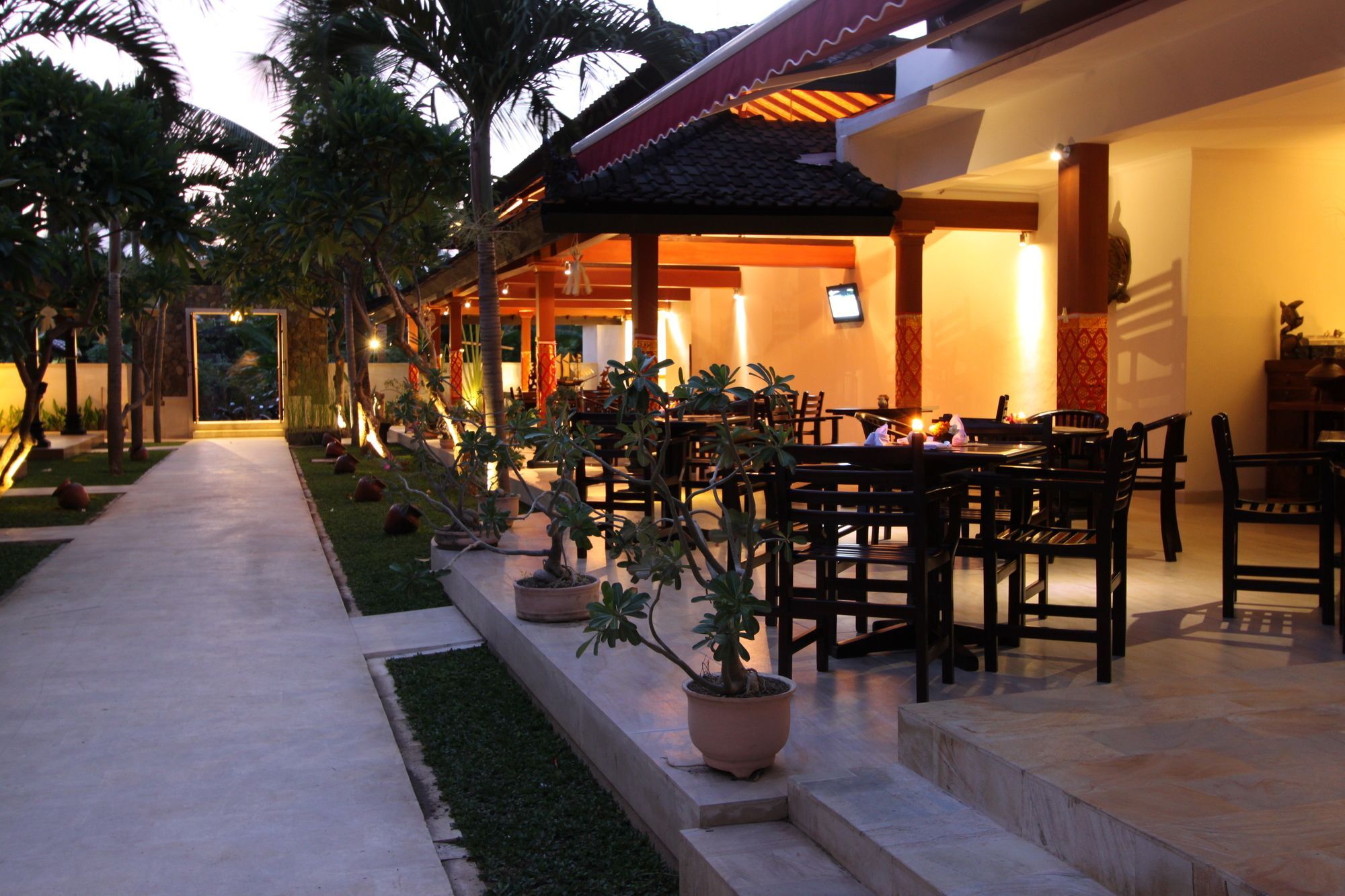 Hotel Melamun Lovina Exterior foto